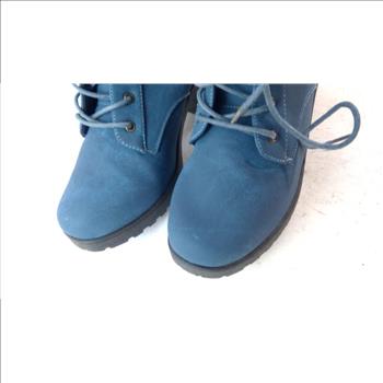 Ashley Blue Womens Boots Size 11