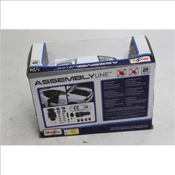 Assembly Line Lamborghini Metal Car Model Kit