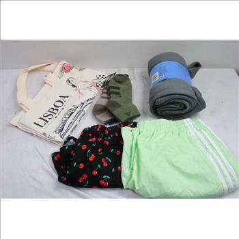 Assorted Clothing Lot, 7 Pieces