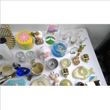 Assorted Decorations, 30+ Pieces