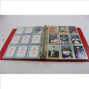 Astros, Cubs, And More MLB Baseball Card Lot, 100+ Pieces