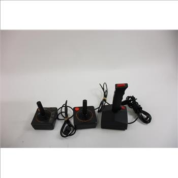 Atari Video Games Wit Game Controllers, 5+ Pieces