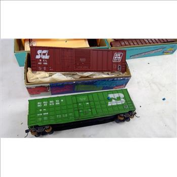 Athearn Miniature Train/Freightcars, 8 Pieces
