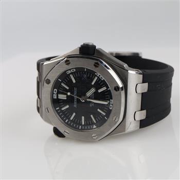 Audemars Piguet Royal Oak Off Shore Watch-Evaluated By Our Certified Gemologist-AGS/GIA