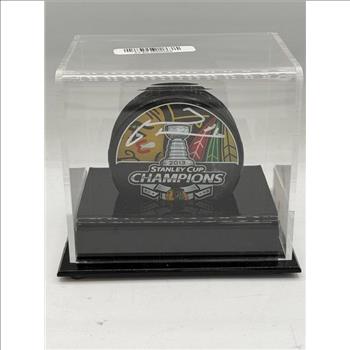 Autographed Marian Hossa Chicago Blackhawks 2013 Stanley Cup Champions Hockey Puck