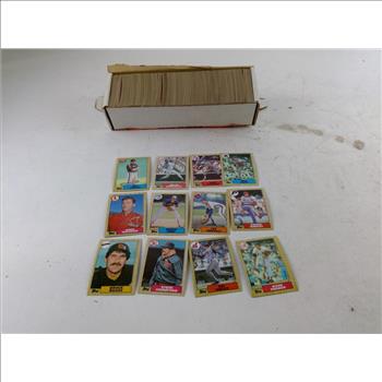 Baseball Trading Cards 50+ Pieces