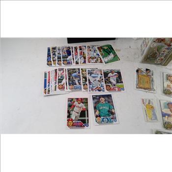 Baseball Trading Cards 50+ Pieces