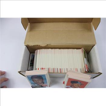 Baseball Trading Cards Lot