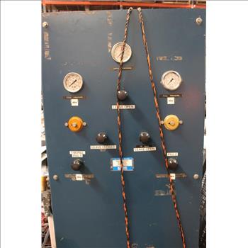 Bauer Compressor Air Compressor & An Air Room Cascade & Refill Station