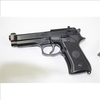 Bb Gun With A  Extended Mag  And Crosman Copperhead Coated BBs 1500 BB