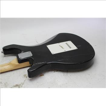 Behringer Electric Guitar