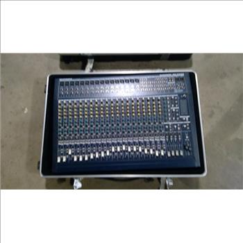 Behringer Eurodesk MX 2442A Mixer