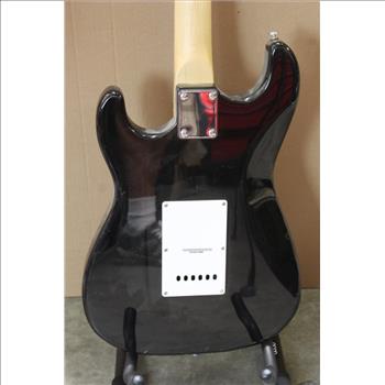 Behringer Strat Style Electric Guitar