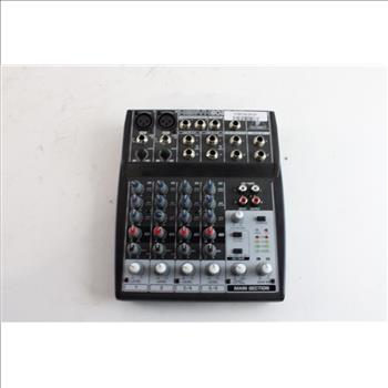 Behringer Xenyx802 Mixer