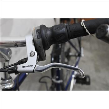 Bianchi Strada Road Bike