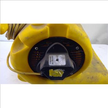 Bissell Commercial 3-Speed Air Mover