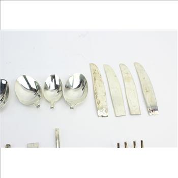 Black Case With Davco Silver China Flatware; 20+ Pieces