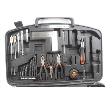 Black & Decker CD1402 Drill/Tool Kit