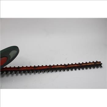 Black& Decker Cordless Hedge Trimmer