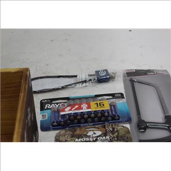 Black Fin Walkie Talkies, Mossy Oak 3612 Stag Finish Knife Set, & More;  6 Pieces