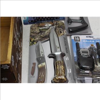 Black Fin Walkie Talkies, Mossy Oak 3612 Stag Finish Knife Set, & More;  6 Pieces