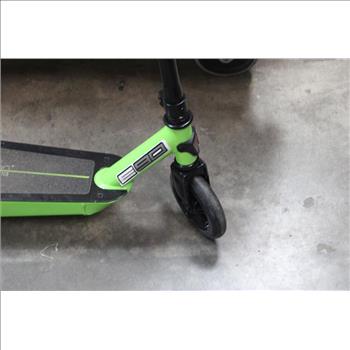 Black Label Razor Scooter