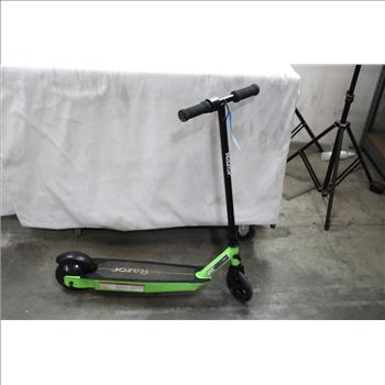 Black Label Razor Scooter