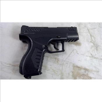 Black Ops Vs. Zombies Airsoft Pistol, And Umarex 40XP And XBG Air Pistols, 3 Pieces