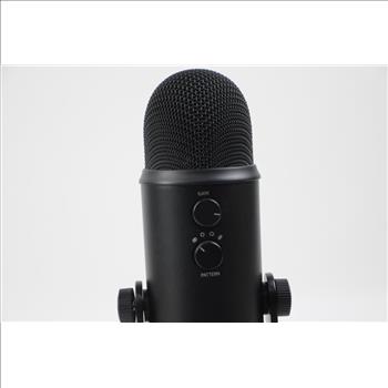 Blue Desk Standing Mic