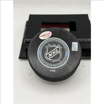 Bobby Hull Autographed Chicago Blackhawks Hockey Puck