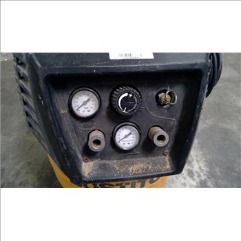 Bostitch 6-Gallon Portable Electric Air Compressor