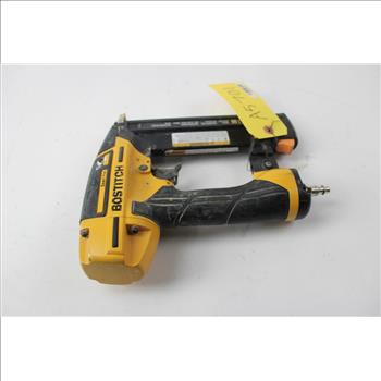 Bostitch Smart Point 18-Gauge Brad Nailer