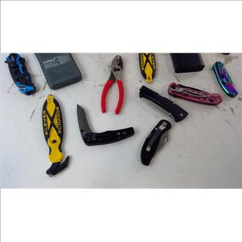 Box Of Pocket Knifes And More 10+ Pieces