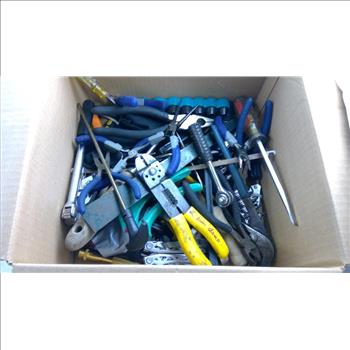 Box Of Screwdriver And More 10+ Pieces