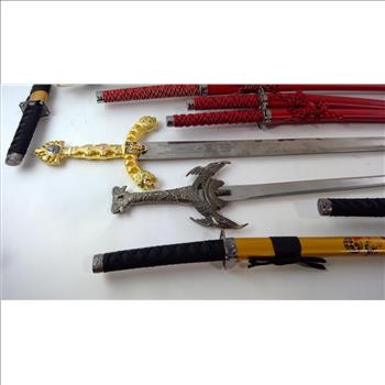 Box Of Swords 10+ Pieces