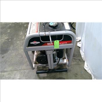 Briggs & Stranton 500 Watt Generator