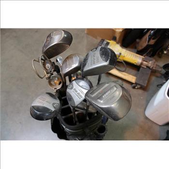 Bud Light Golf Bag With Clubs, 19 Pieces