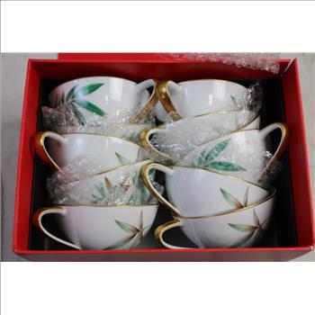 Bulk Lot, 5 Cup Of Tea, Haircut Kit, Portable Printer And More