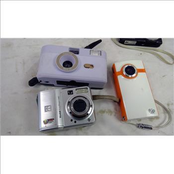 Bulk Lot Cameras, 8 Pieces