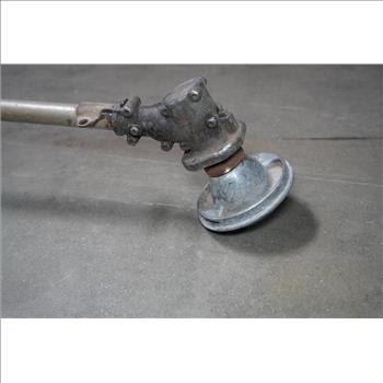 Bushwacker 32cc Gas Trimmer