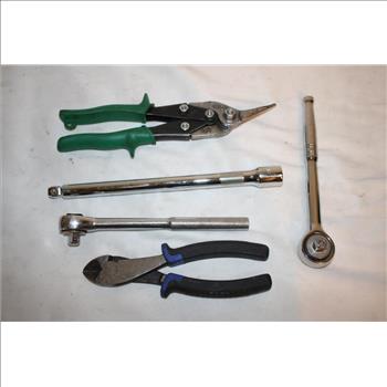 Cabelas Ammo Box With Tools