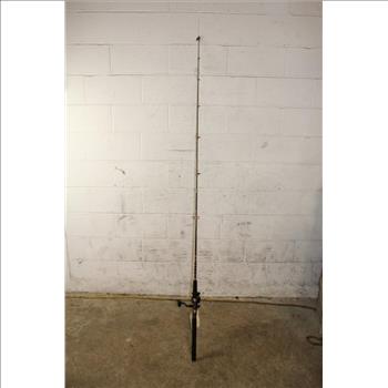 Calypso Fishing Pole With Daiwa Fishing Reel