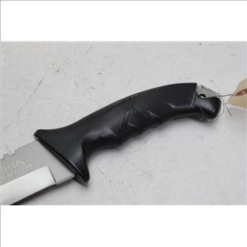 Camillus Fixed Blade Knife