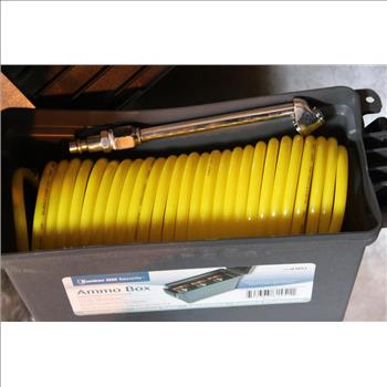 Campbell Hausfeld 1 Gal Air Compressor And Ammo Box
