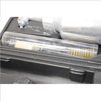 Campbell Hausfeld Spray Gun With Case And Brushes