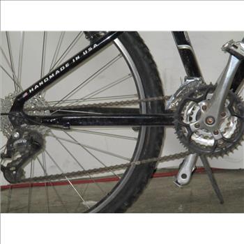 Cannondale F300 Mountain Bike