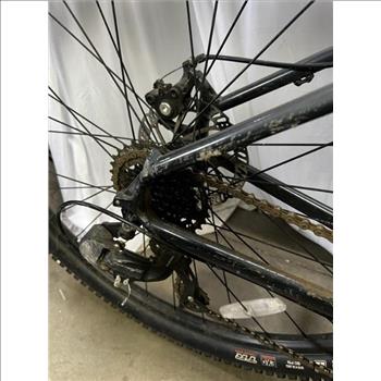 Cannondale Mountain Bike