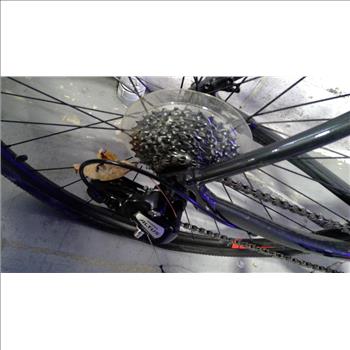 Cannondale Mountain Bike