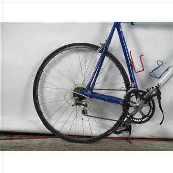 Cannondale Road Bike