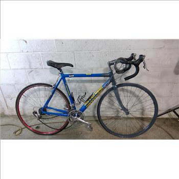 Cannondale Road Bike